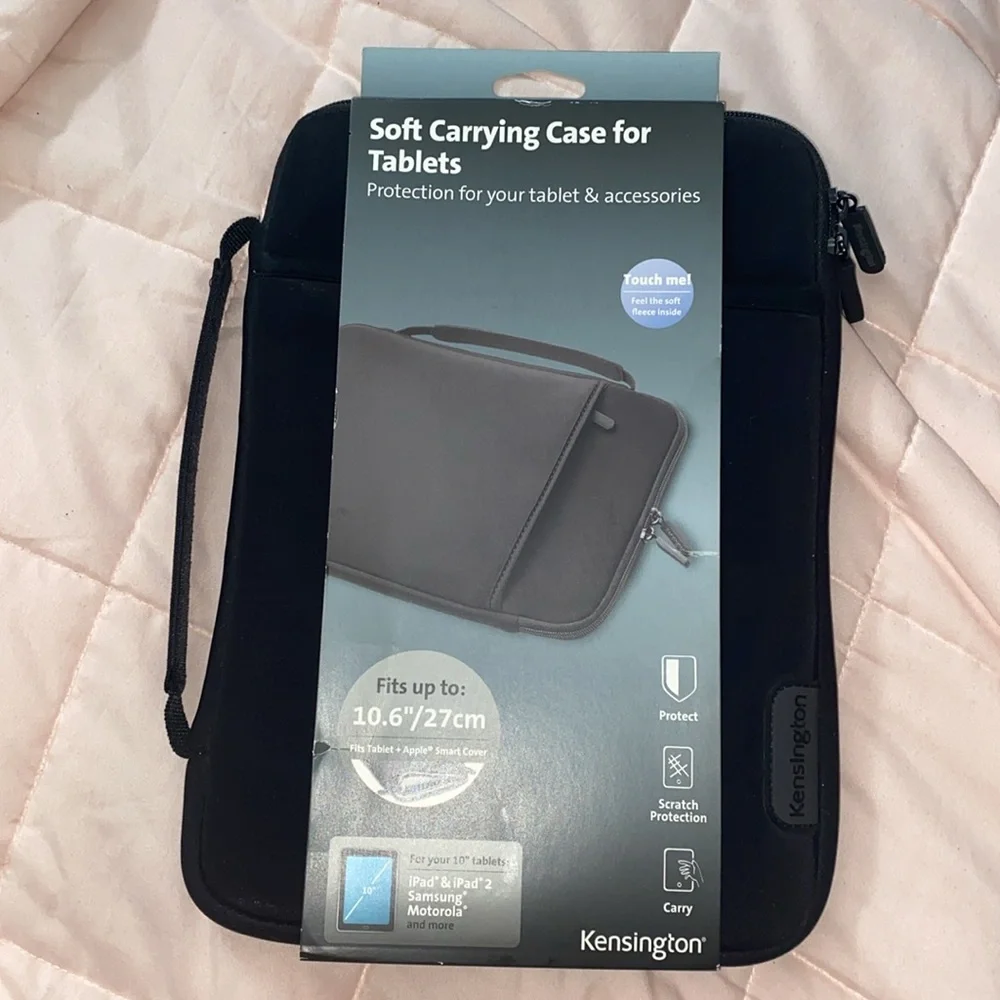 Kensington Soft Carrying Case for Tablets
